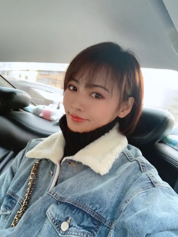 小丫头的第一张照片--四川认干亲服务网