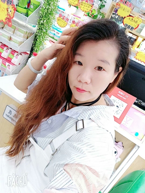 幸福的第一张照片--四川认干亲服务网