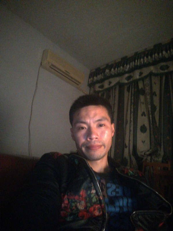 性情男儿的第一张照片--四川认干亲服务网