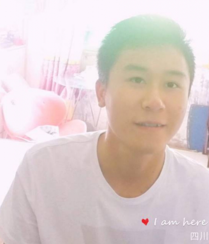 小熊微品的第二张照片--四川认干亲服务网