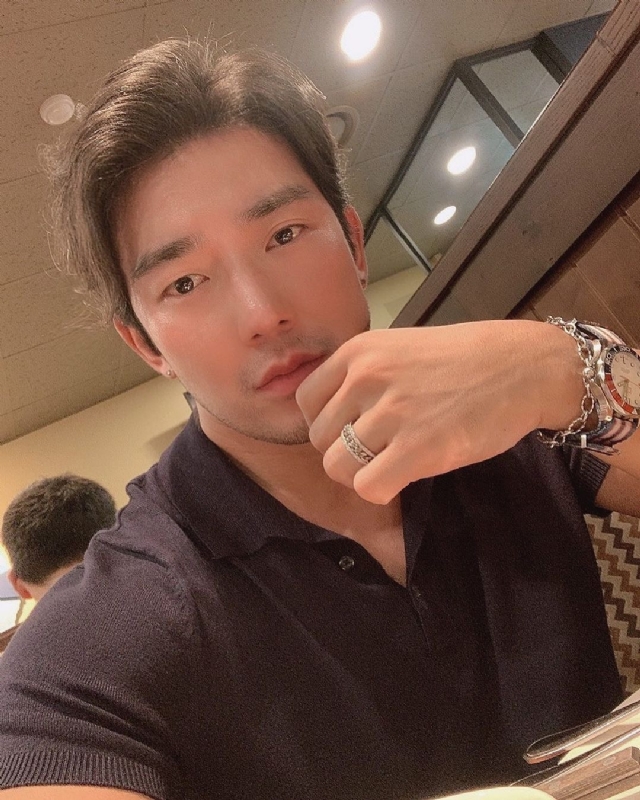 Abel的第一张照片--四川认干亲服务网