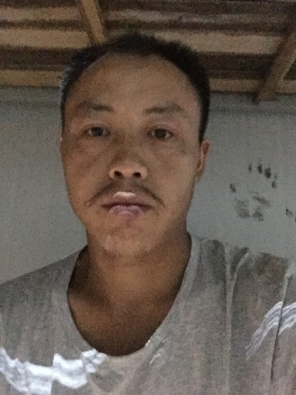 老曹的第二张照片--四川认干亲服务网