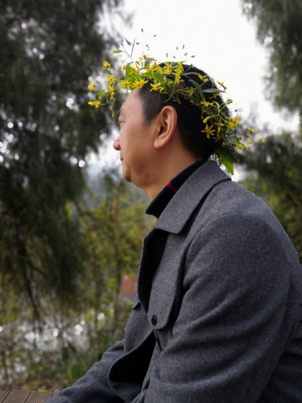 小白杨的第一张照片--四川认干亲服务网