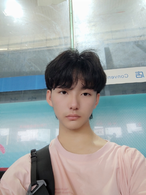 钱嘉豪的第二张照片--四川认干亲服务网