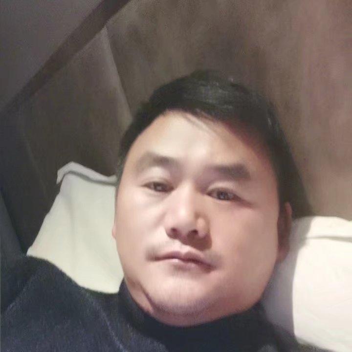 奔跑的第二张照片--四川认干亲服务网