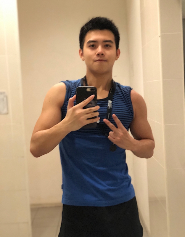 陈力晗的第二张照片--四川认干亲服务网