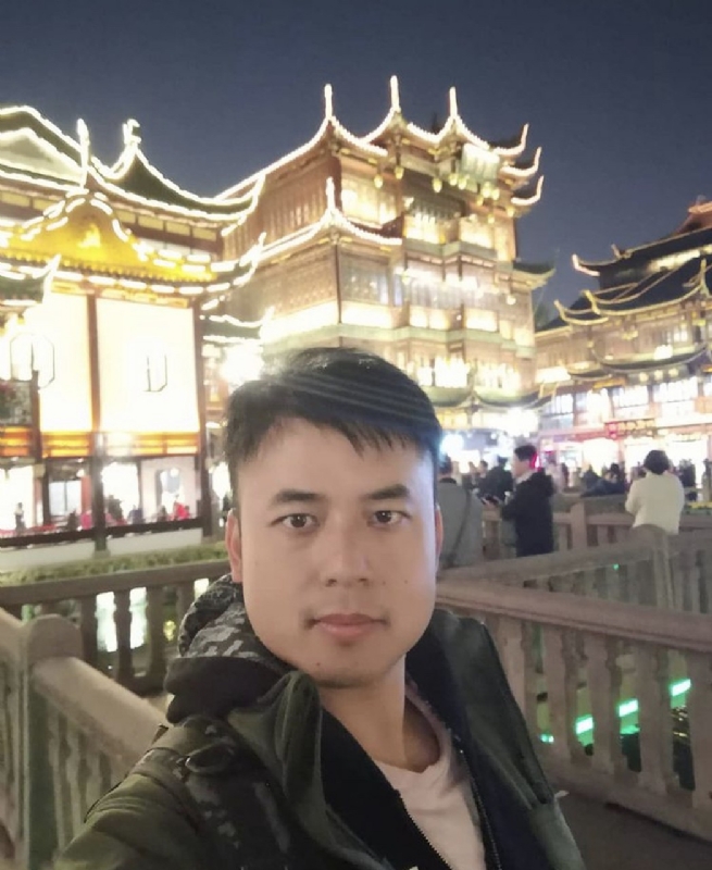 何先生he的第一张照片--四川认干亲服务网