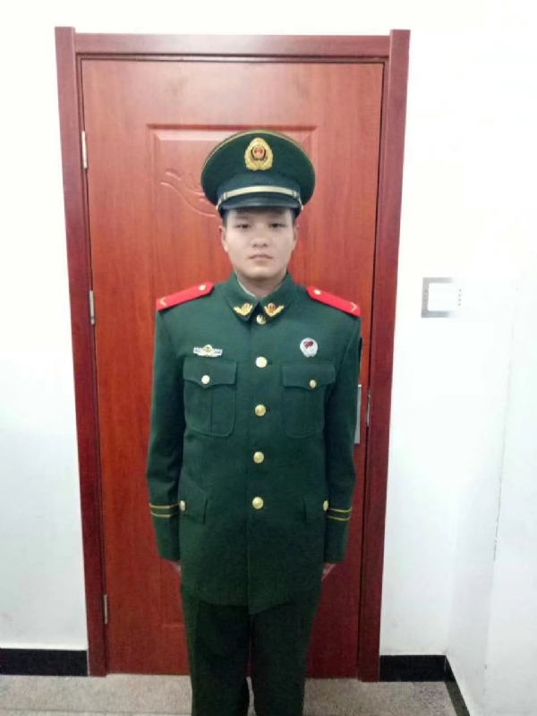 忘记的第一张照片--四川认干亲服务网