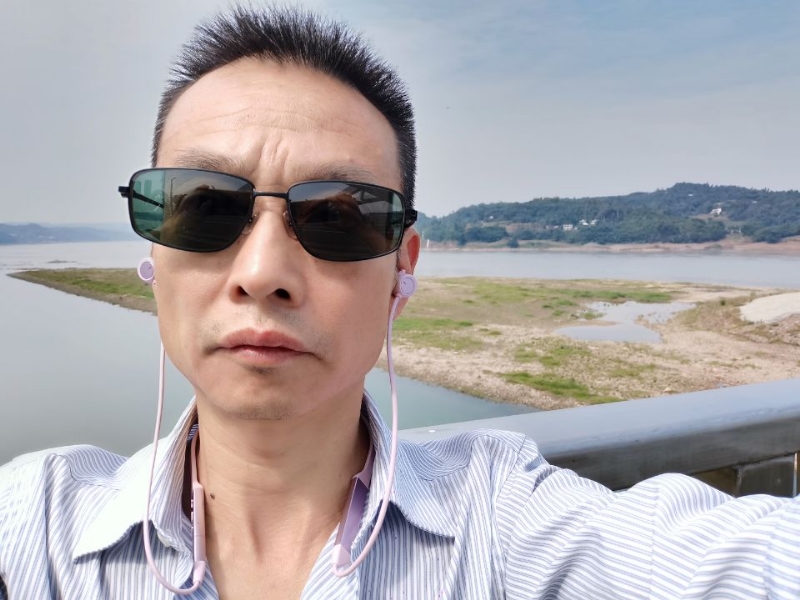 猪哥哥的第一张照片--四川认干亲服务网